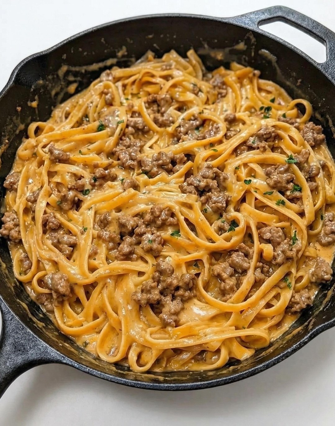 Creamy Garlic Butter Beef Pasta: The Easy One-Pot Dinner Everyone Will Ask For