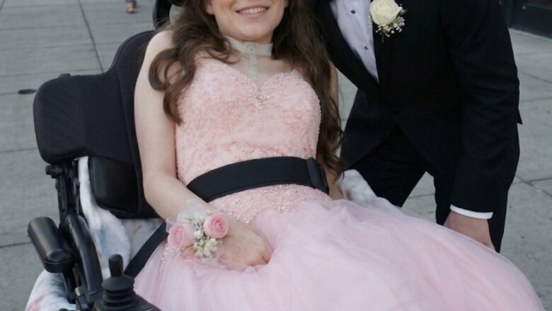 Some parents tried to keep a girl in a wheelchair out of prom. What happened when she finally showed up was pure karma.