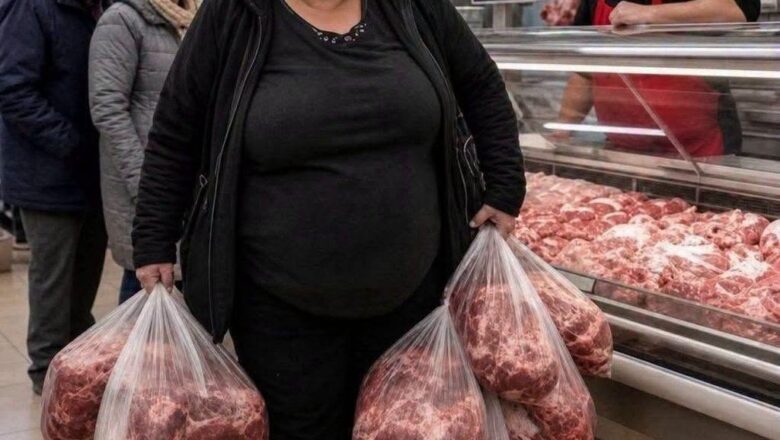 Every Day, an Elderly Woman Bought 60 Kilos of Beef